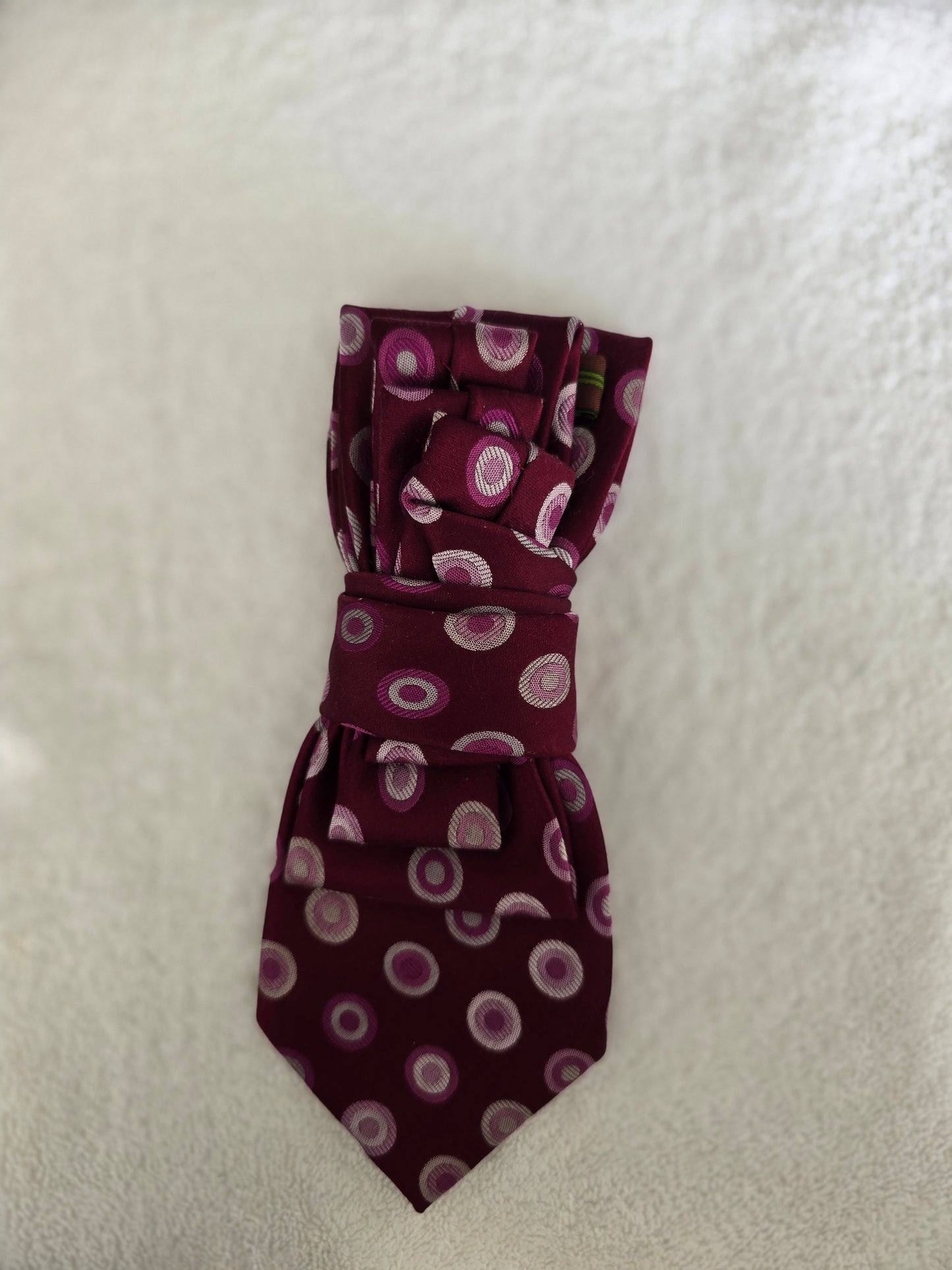 Tie Ladies Burgundy Silver Circle BCBG