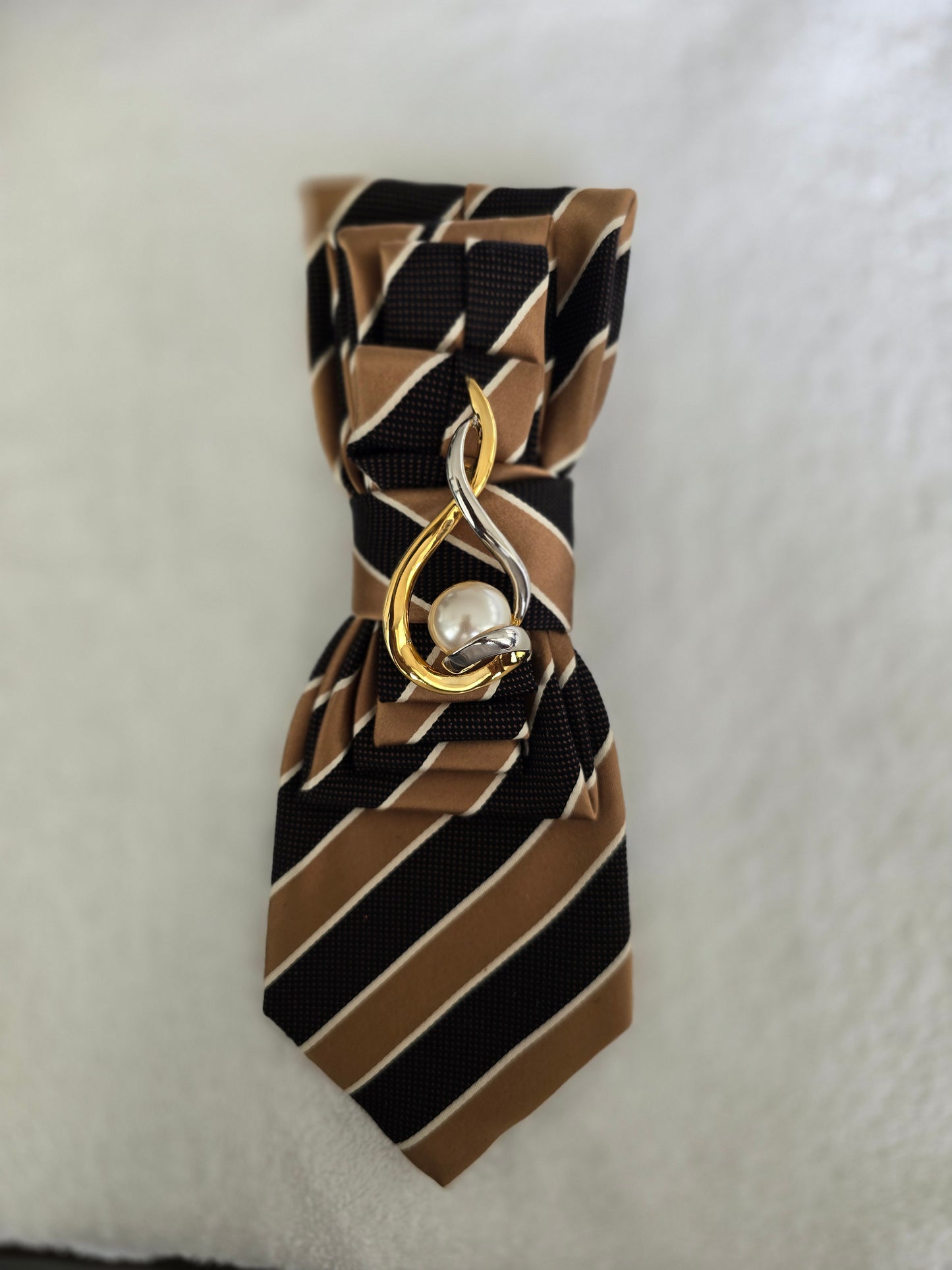 Tie Ladies Dark Brown with Tan Goldish Brown Stripe Sean John