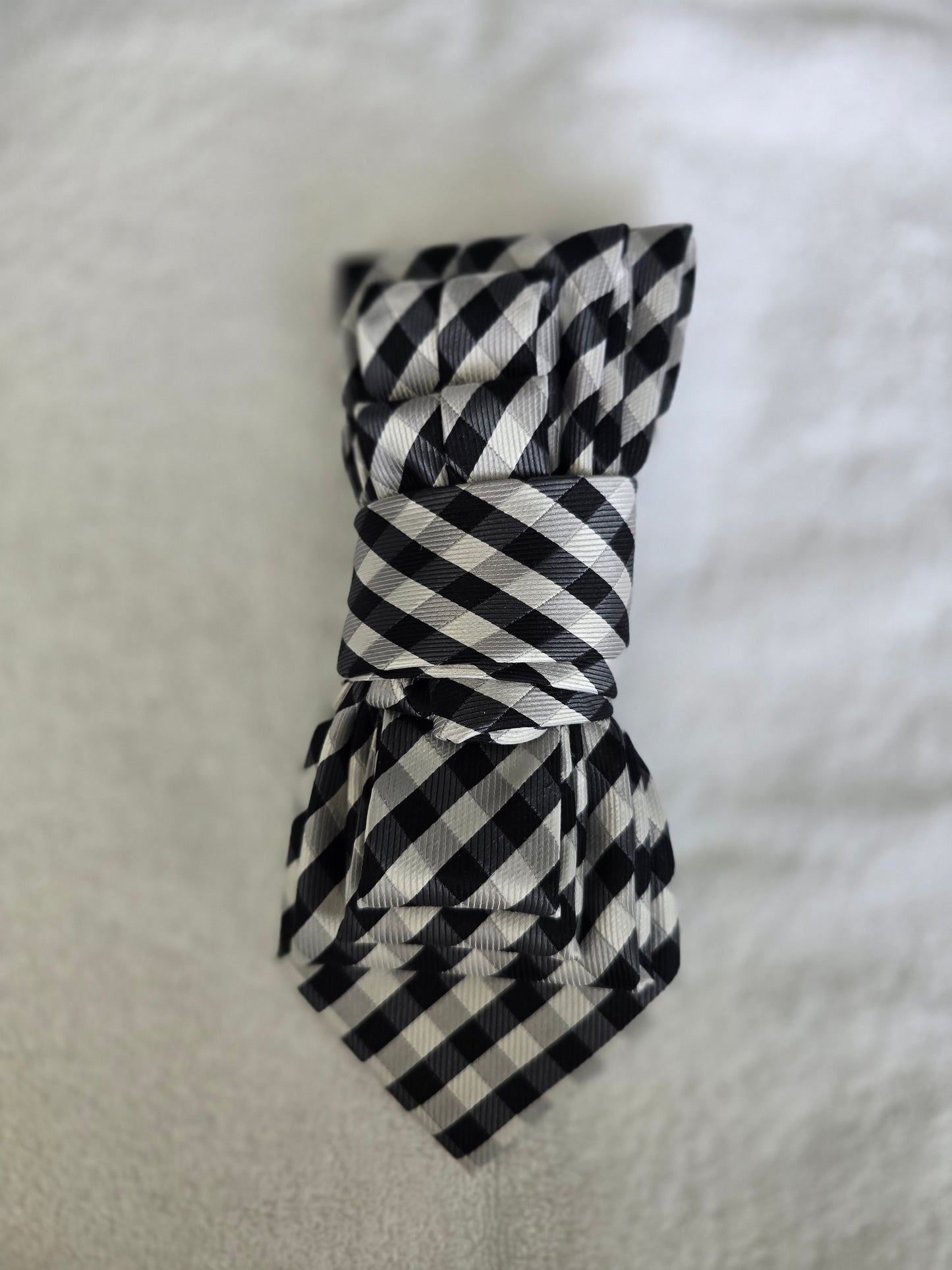 Tie Ladies Black and White Signature Donald Trump
